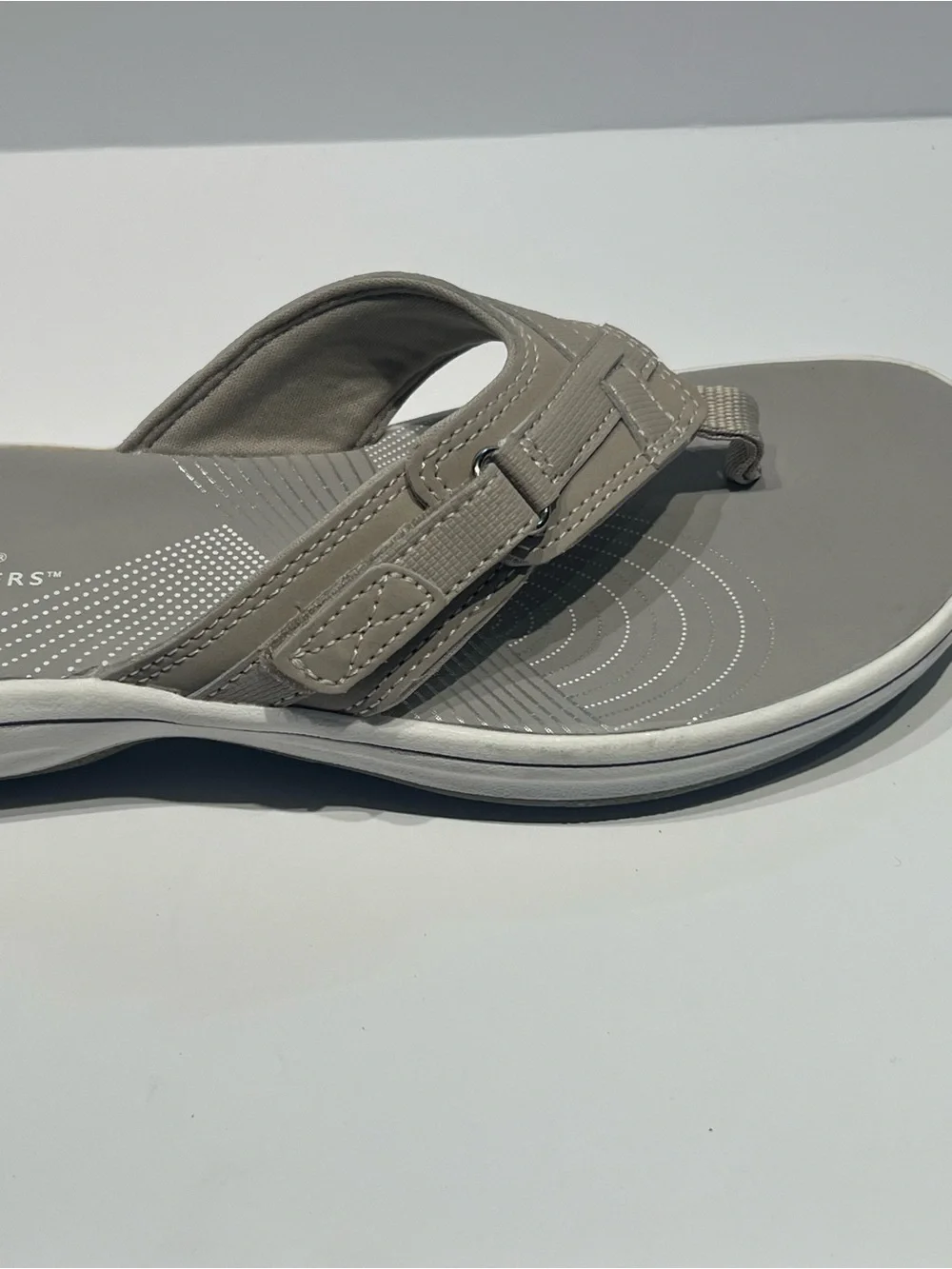 Clarks Cloudsteppers women’s Taupe Gray Slide Sandals Sz 7